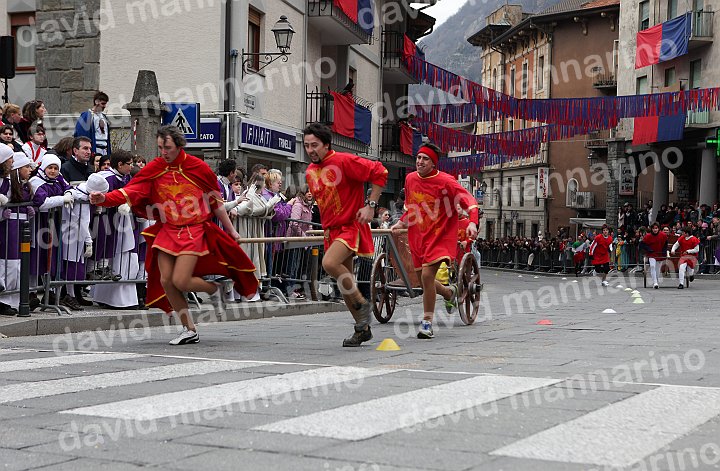 Gara delle Bighe 2011-7773.jpg